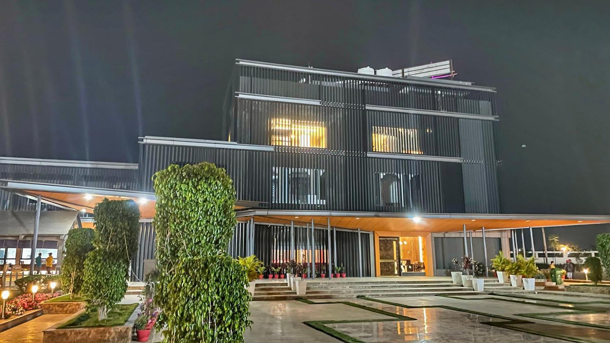 Kanke Resort Ratu ภายนอก รูปภาพ