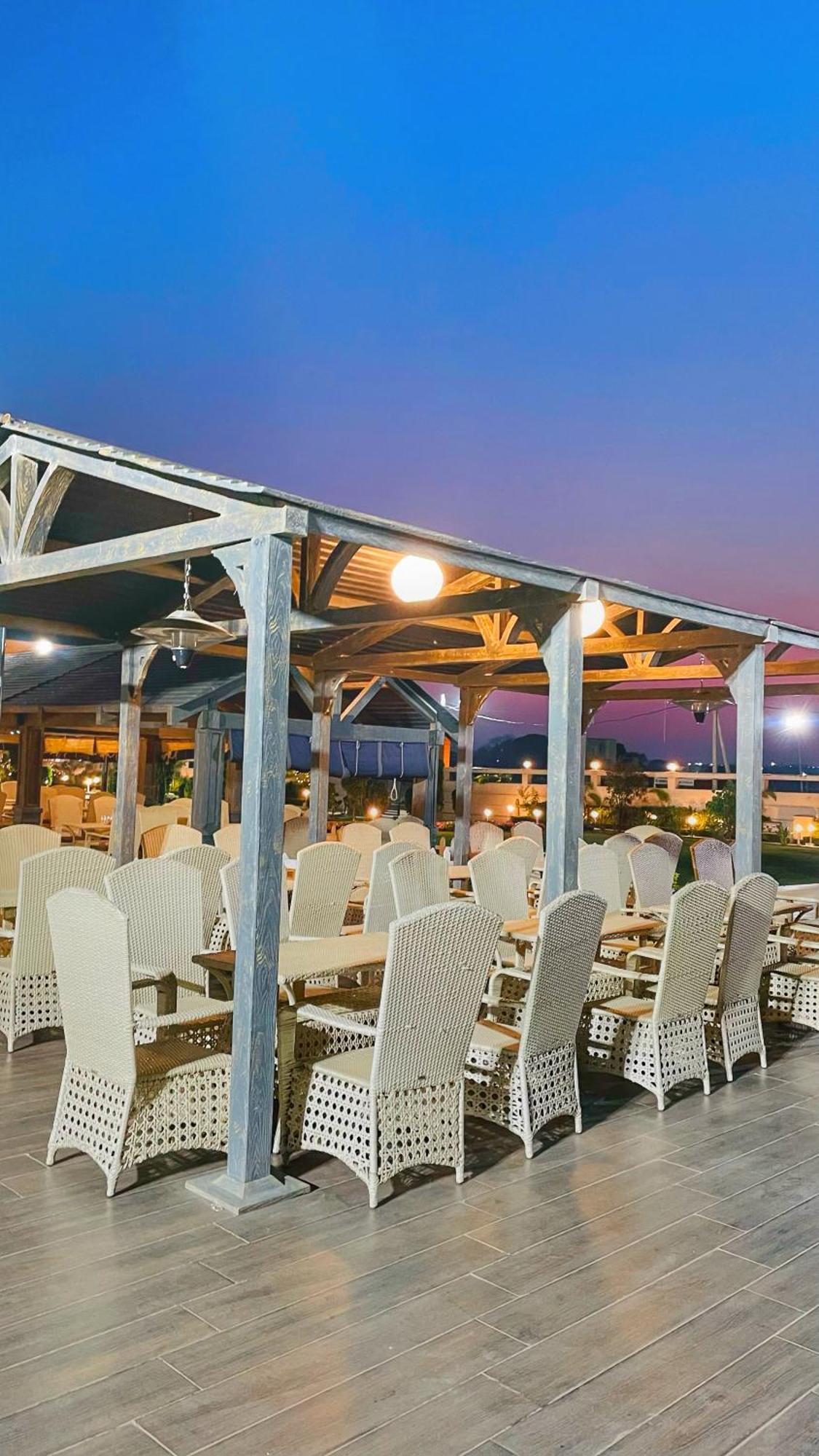 Kanke Resort Ratu ภายนอก รูปภาพ